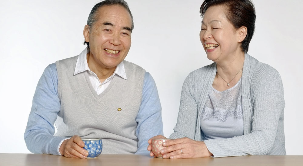 年寄り、祖父母、父・母の見守り